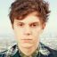 Evan Peters icon 64x64