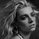 Hunter Schafer icon 128x128