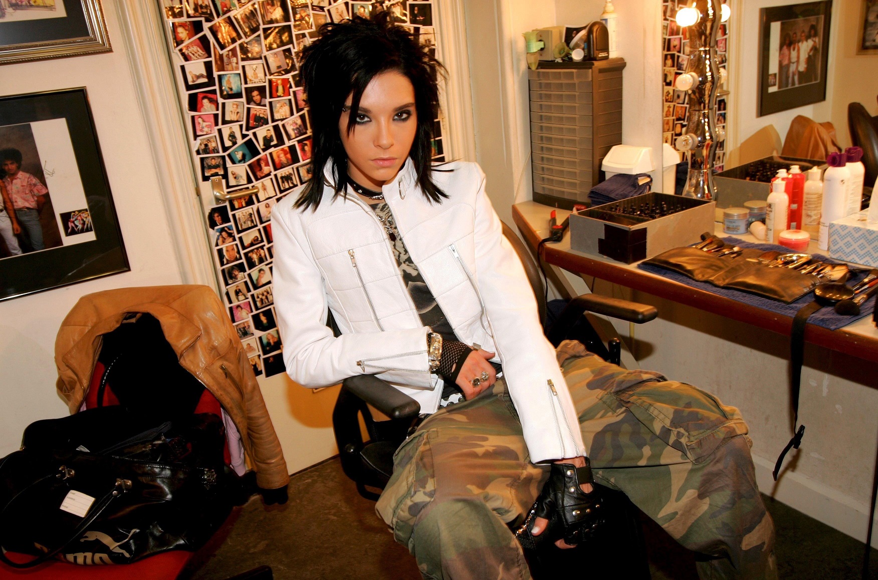 Number of votes: 2. There are 1878 more pics in the Bill Kaulitz photo gall...