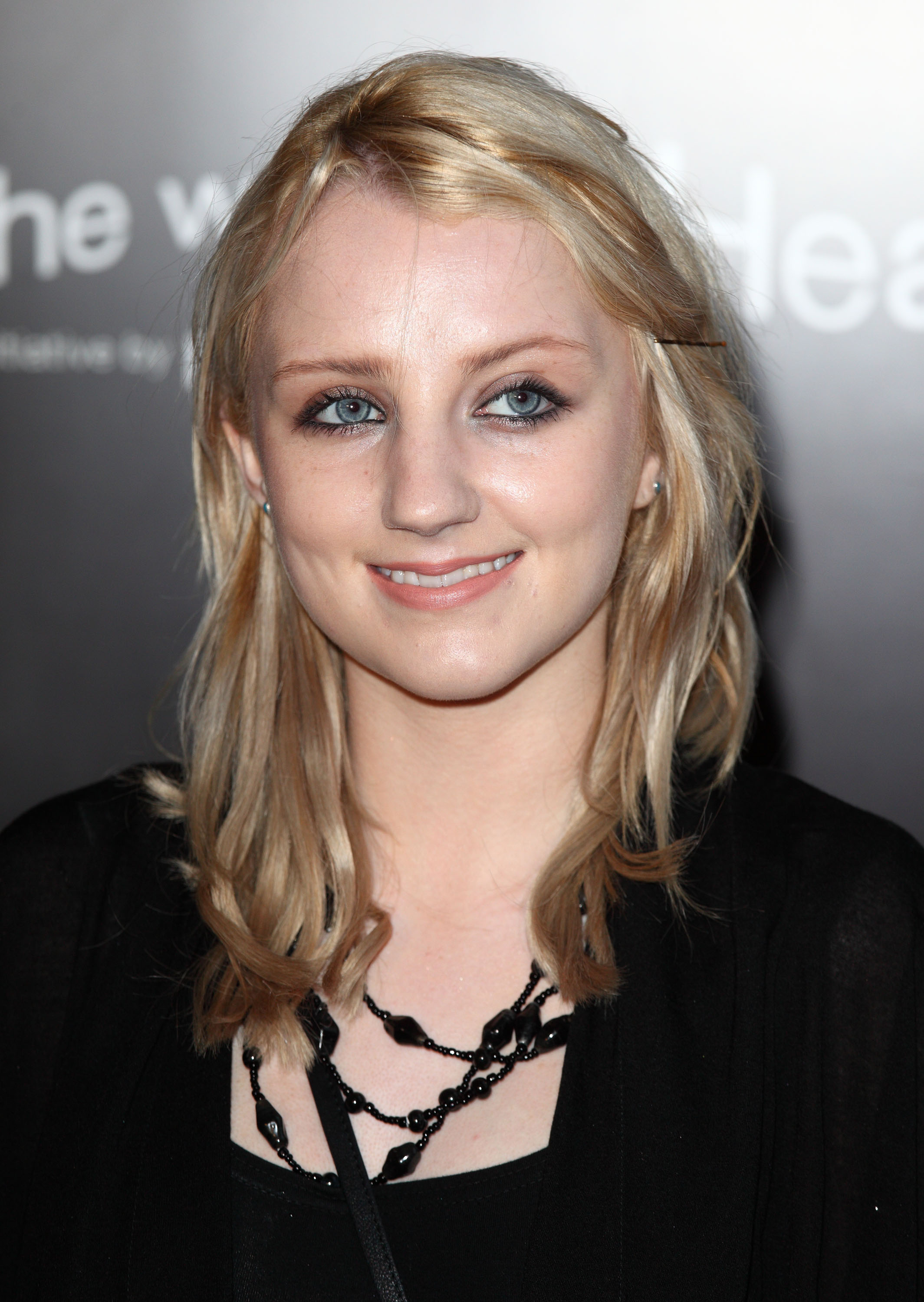 Evanna Lynch Fakes