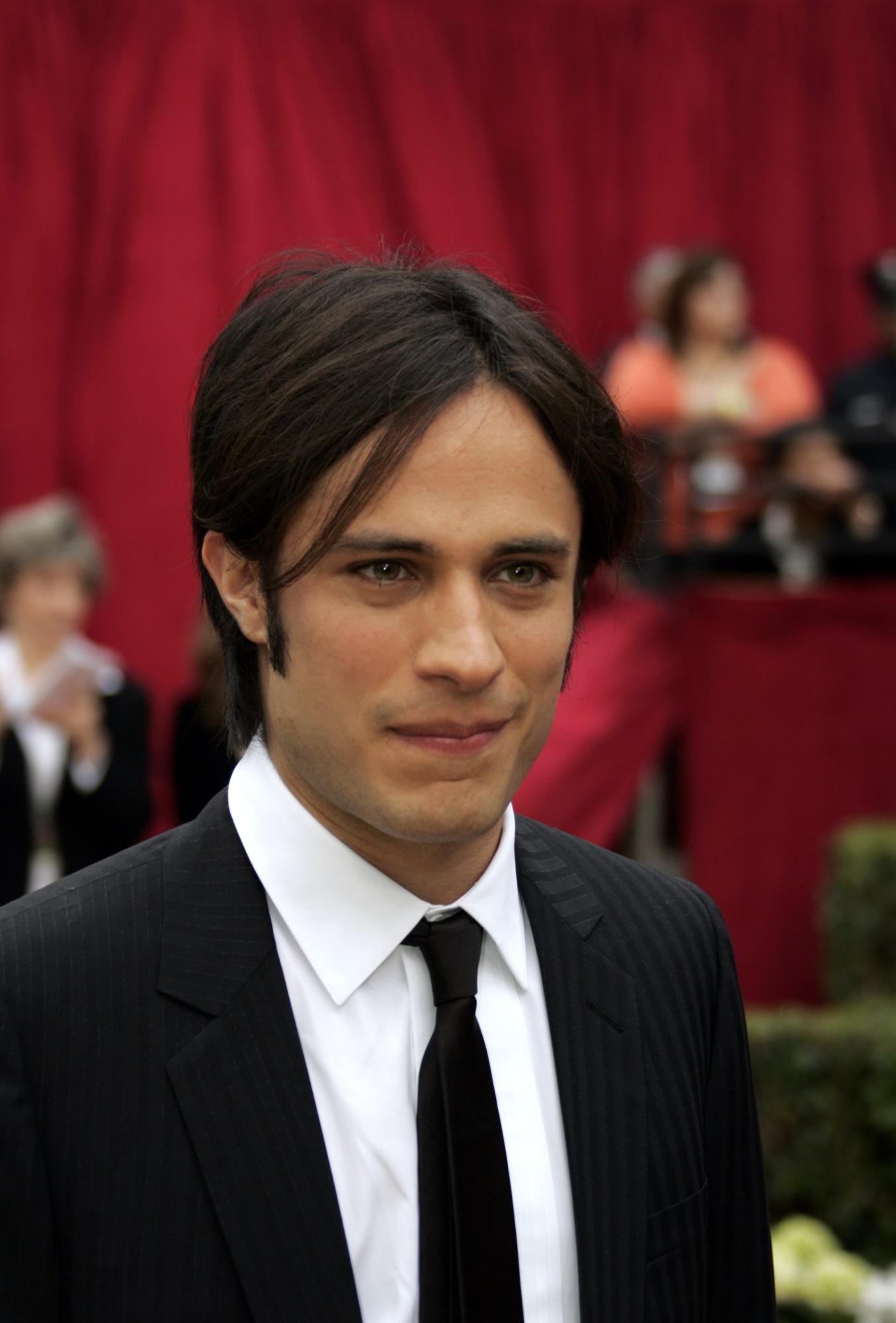 Gael Garcia Bernal photo 30 of 71 pics, wallpaper - photo #78251 ...