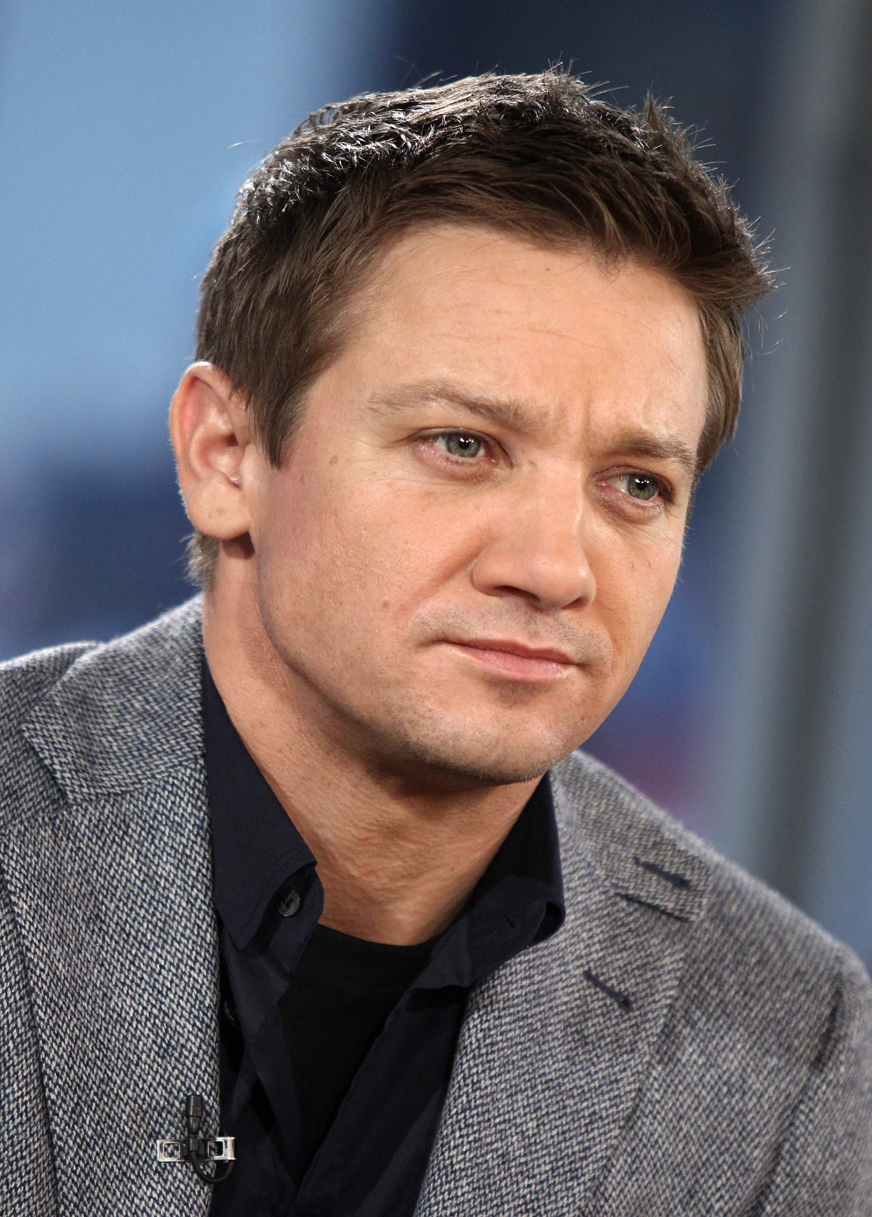 Jeremy Renner Photo 385 Of 1779 Pics Wallpaper Photo 477563