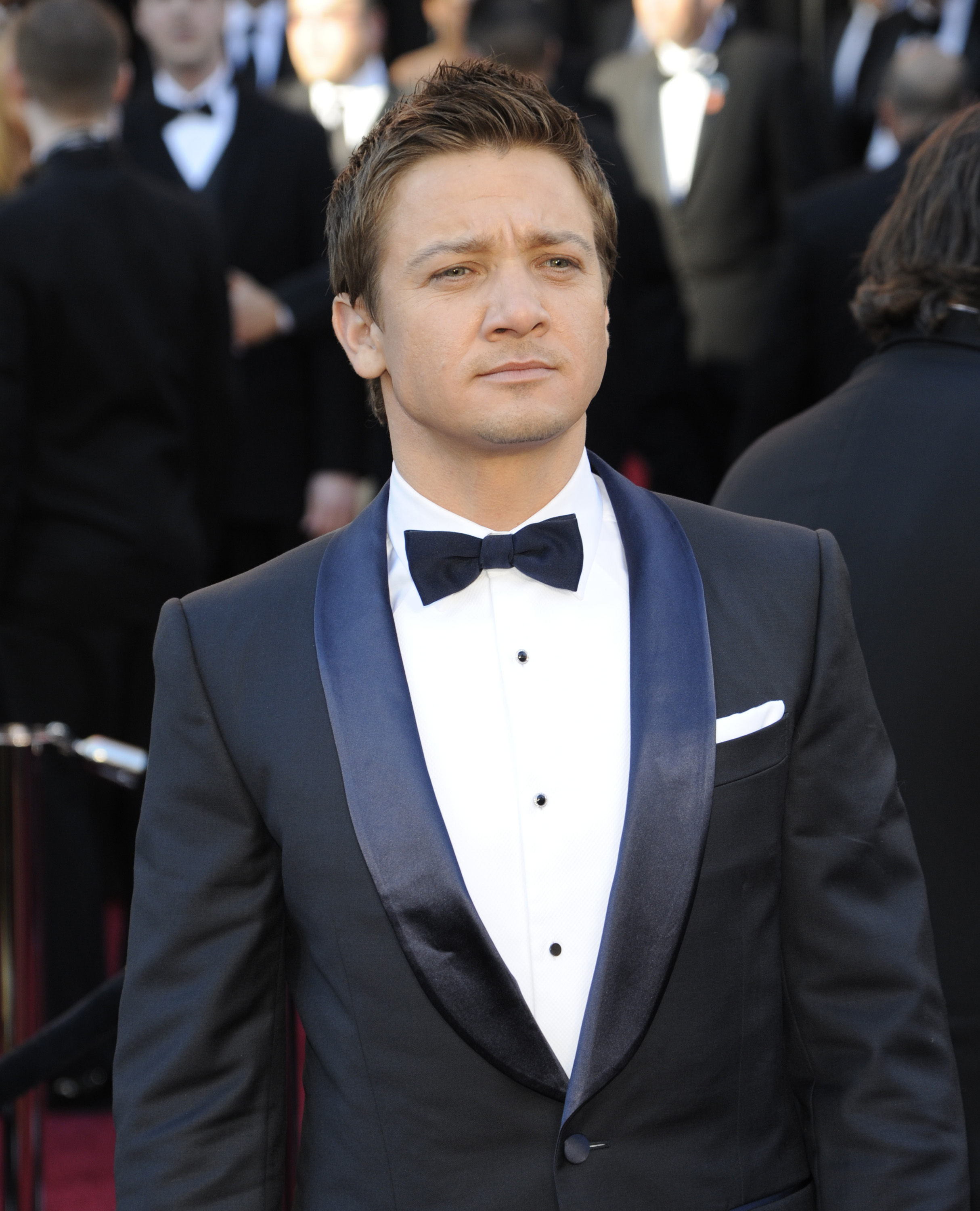 Jeremy Renner Photo 241 Of 1779 Pics, Wallpaper - Photo #367135 ...