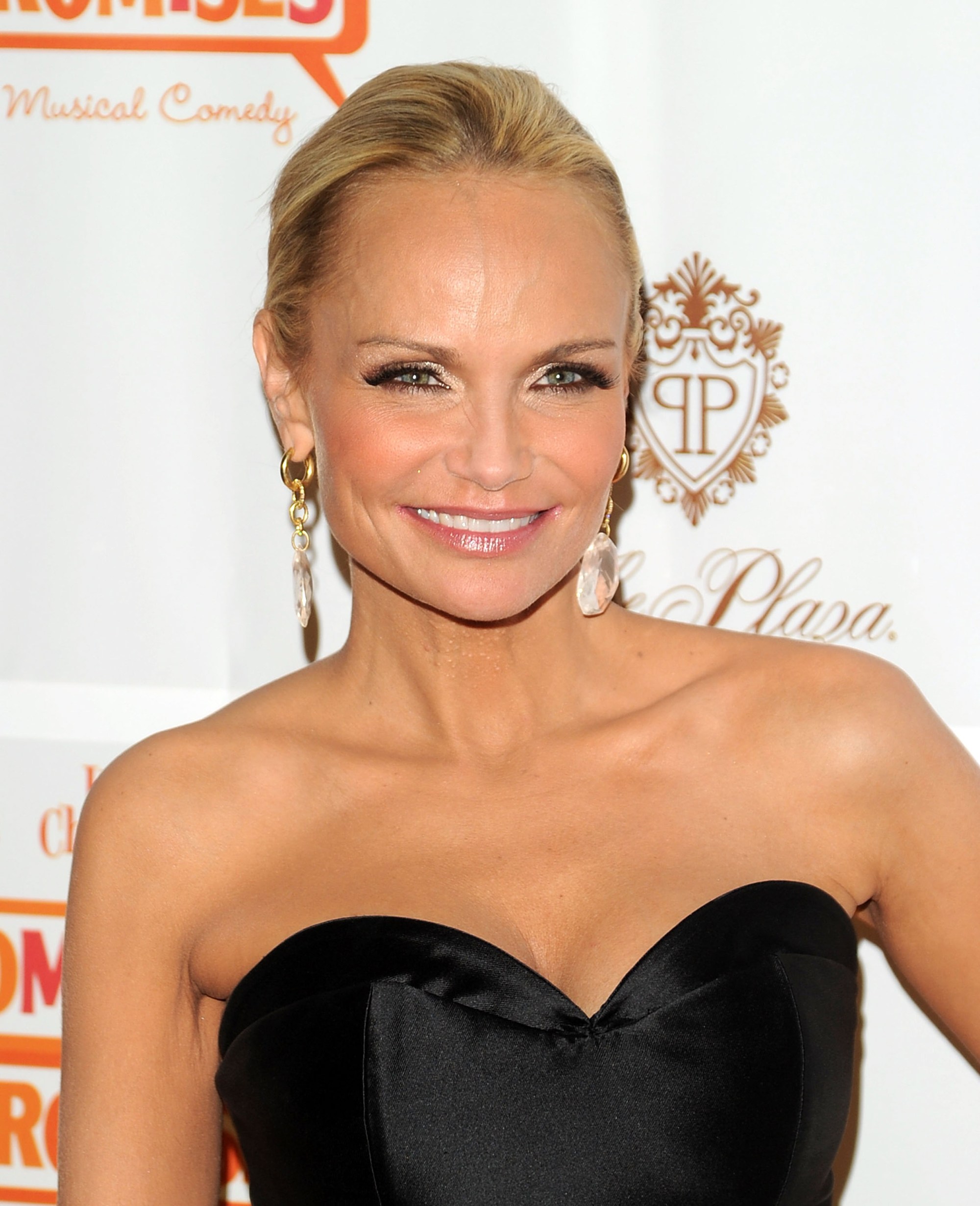 Kristin Chenoweth Fakes