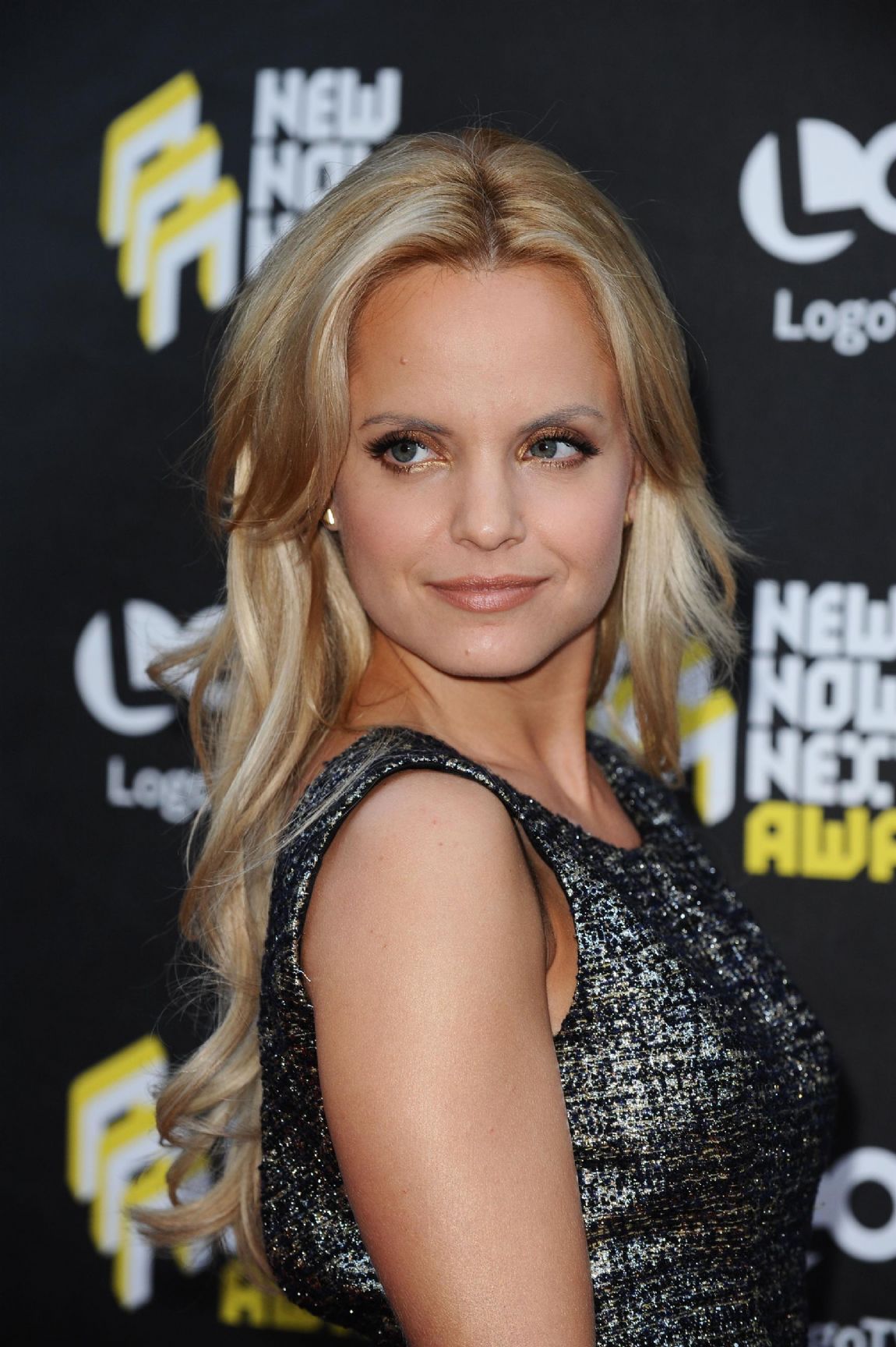 Mena Suvari Fake