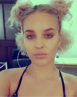 Anne-Marie photo #