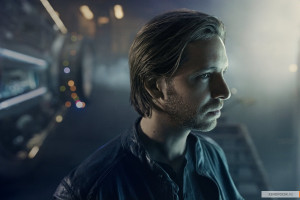 Aaron Stanford photo #