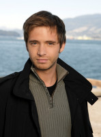 Aaron Stanford photo #