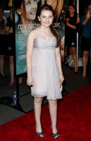 Abigail Breslin photo #