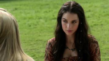 Adelaide Kane photo #