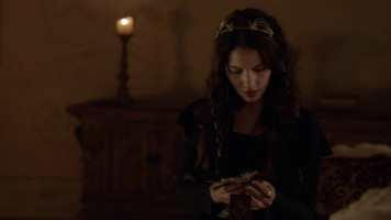 Adelaide Kane photo #