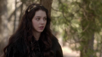 Adelaide Kane photo #