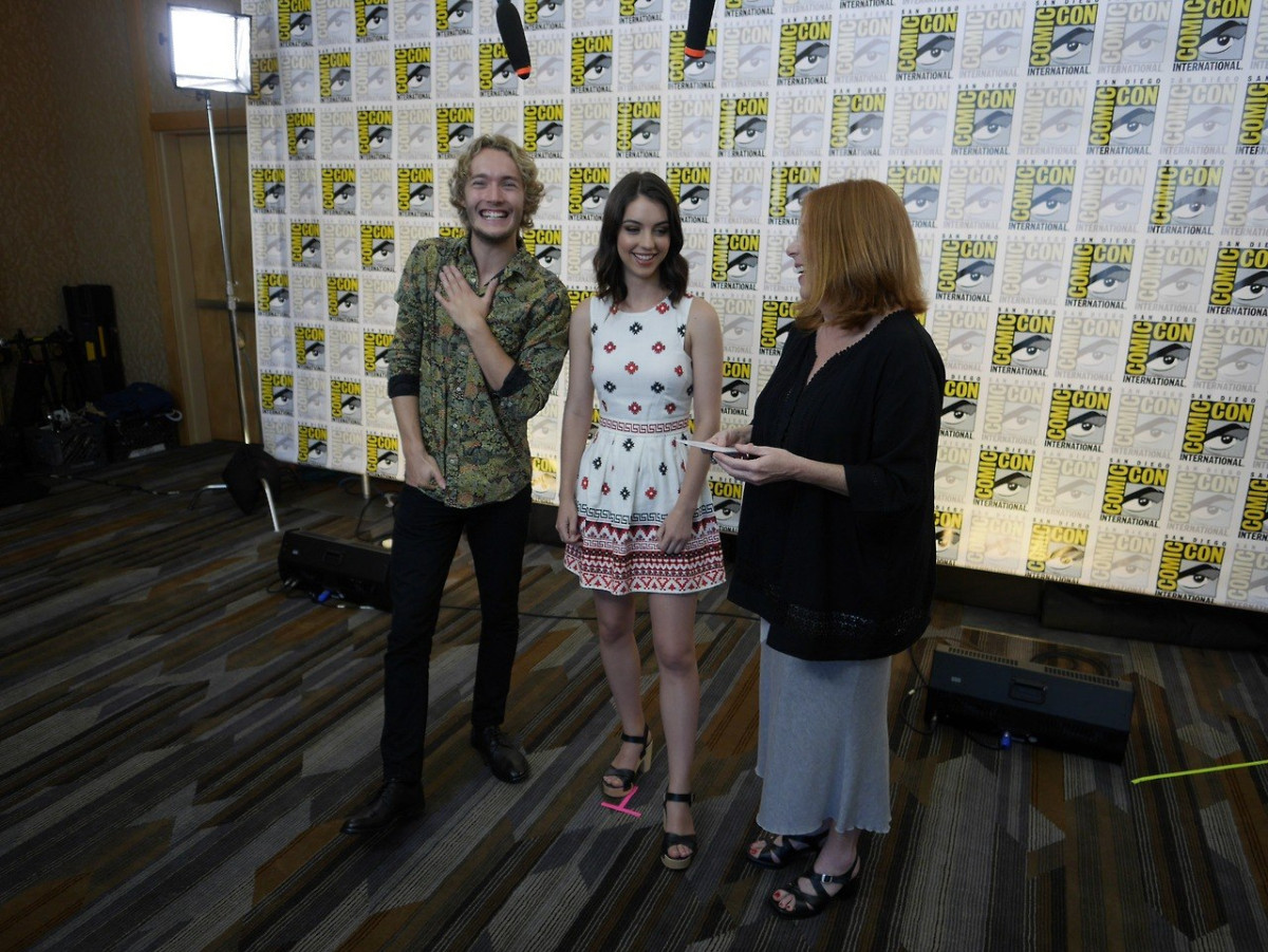 Adelaide Kane: pic #735921