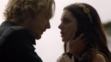 Adelaide Kane photo #