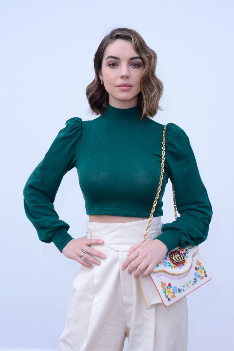 Adelaide Kane: pic #1018395