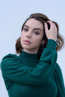 Adelaide Kane photo #
