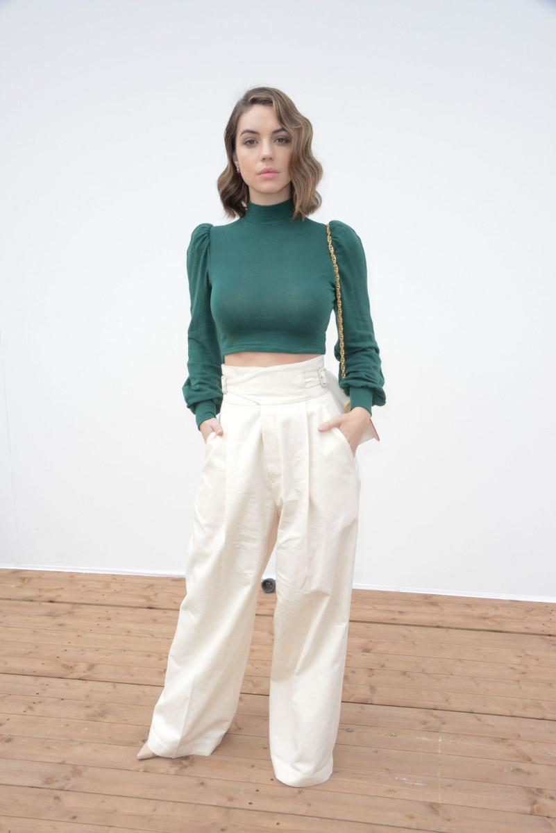 Adelaide Kane: pic #1018377