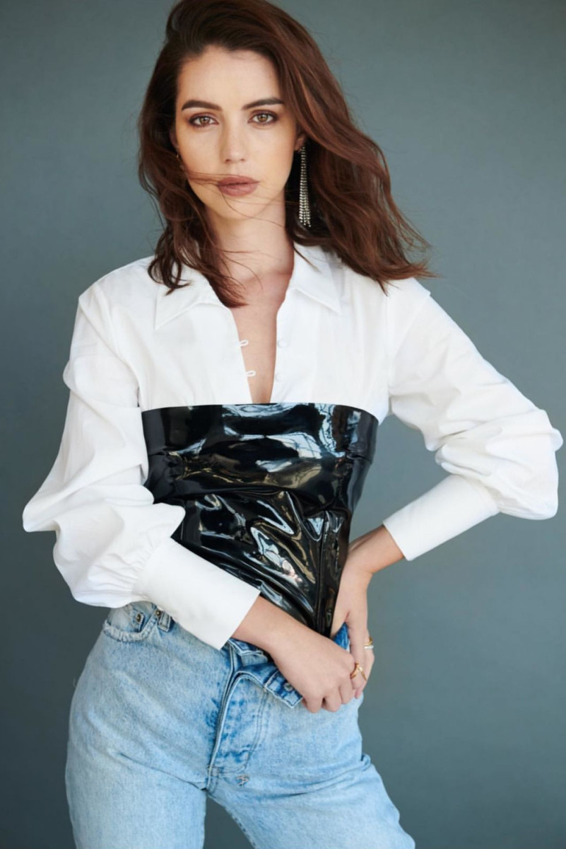 Adelaide Kane: pic #1074315