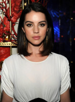 Adelaide Kane photo #
