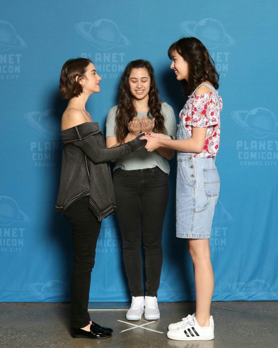 Adelaide Kane: pic #940701