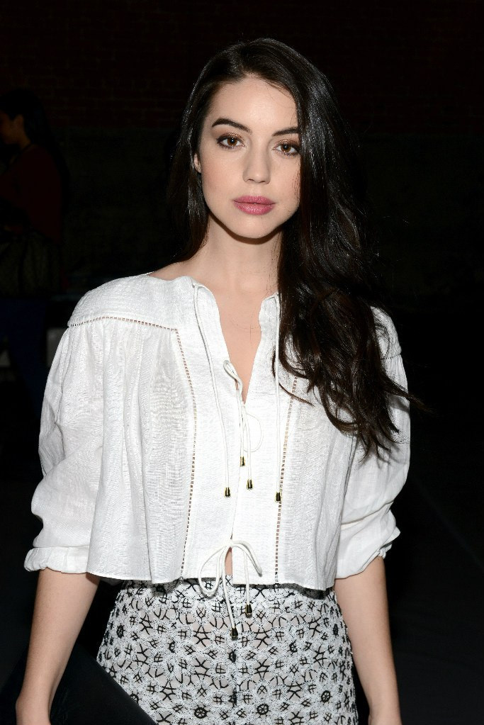Adelaide Kane: pic #833696