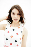 Adelaide Kane photo #