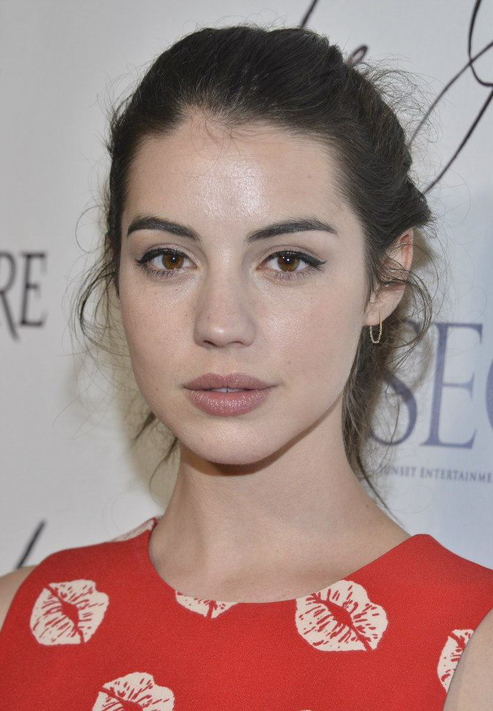 Adelaide Kane: pic #779013