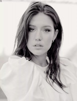 Adele Exarchopoulos photo #