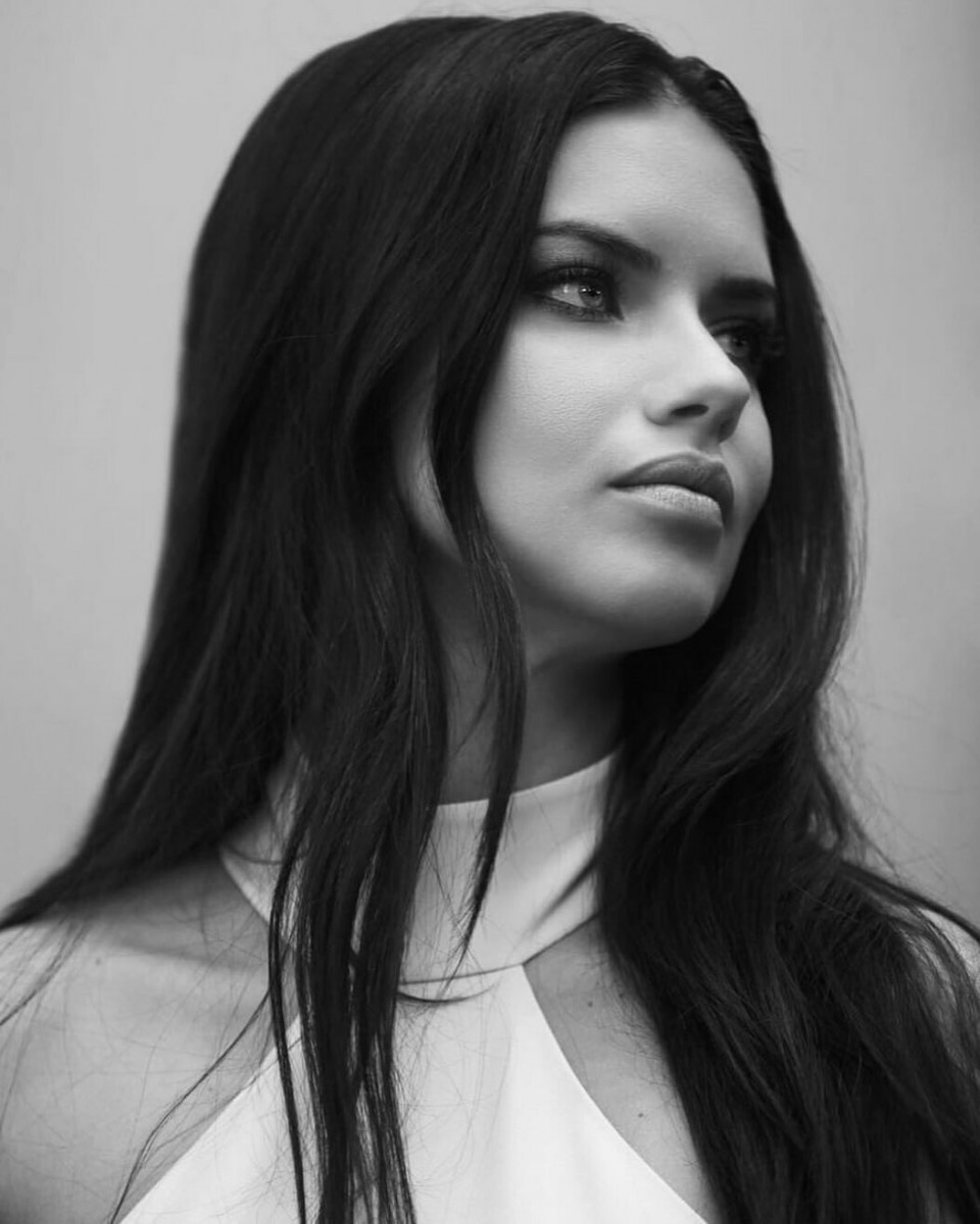 Adriana Lima: pic #1355995