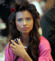 Adriana Lima photo #