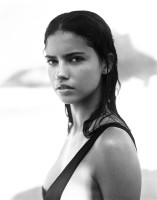 Adriana Lima photo #