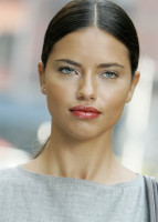 Adriana Lima photo #