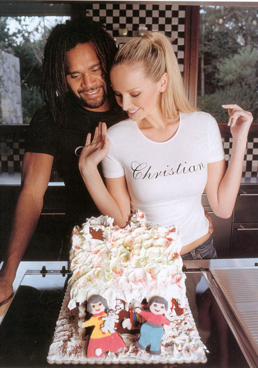 Adriana Sklenarikova-Karembeu: pic #57531