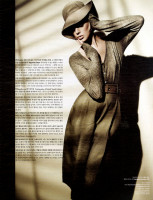 photo 22 in Agyness Deyn gallery [id198298] 2009-11-10