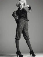 Agyness Deyn photo #