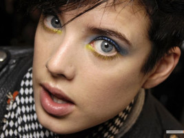 Agyness Deyn photo #