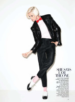 Agyness Deyn photo #