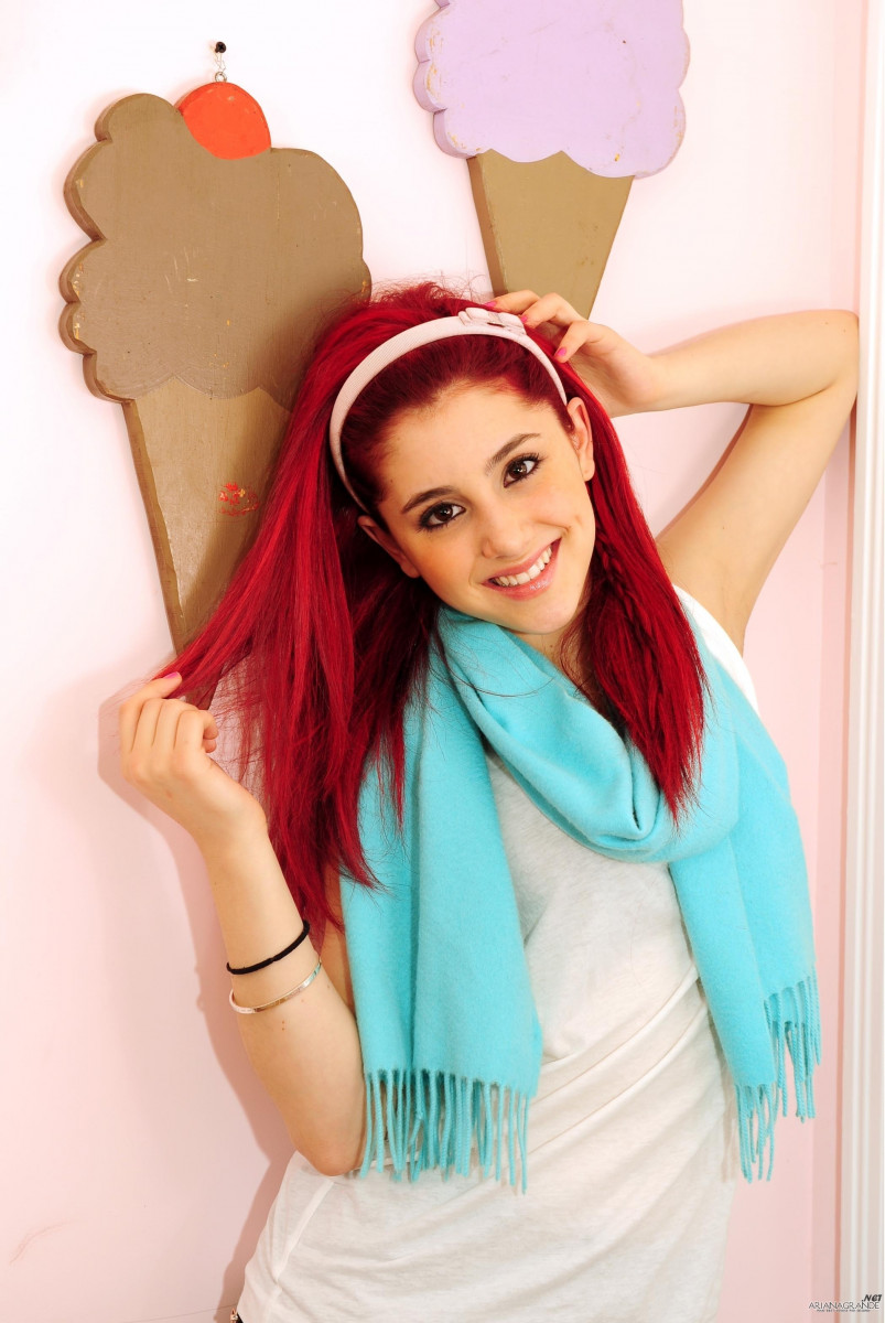 Ariana Grande: pic #666584