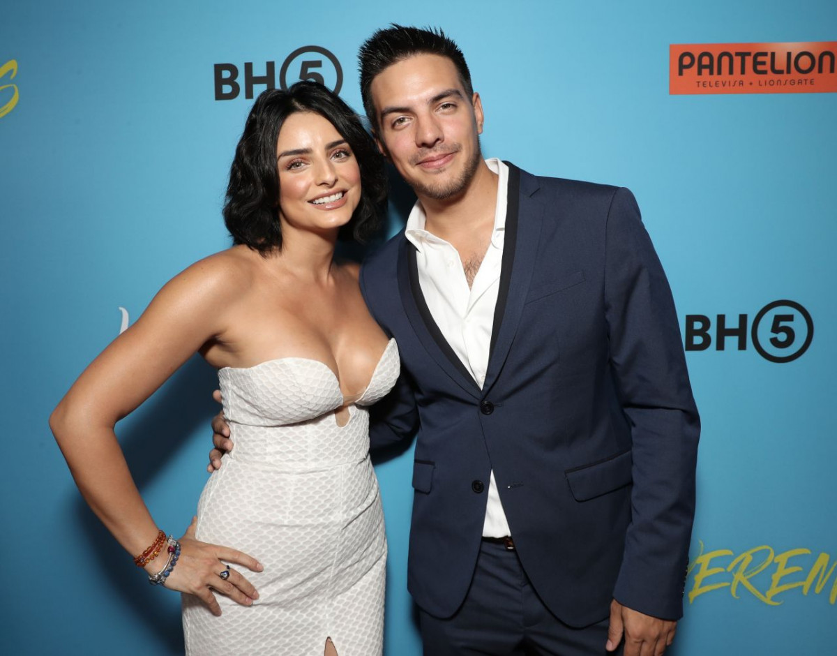 Aislinn Derbez: pic #1062828