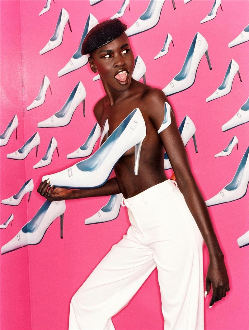 Alek Wek: pic #215589