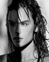 Alessandra Ambrosio photo #