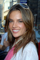 Alessandra Ambrosio photo #