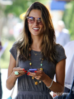 Alessandra Ambrosio photo #
