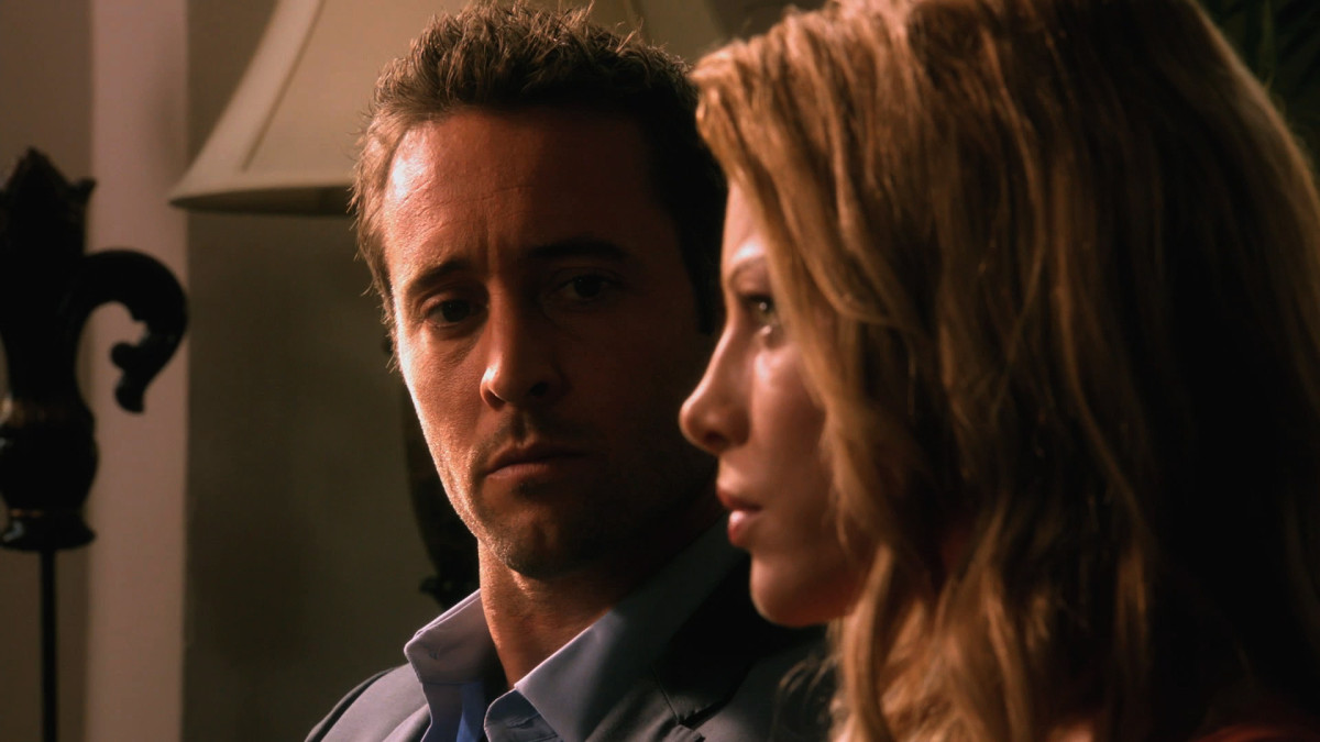 Alex OLoughlin: pic #427548