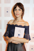 Alexa Chung photo #