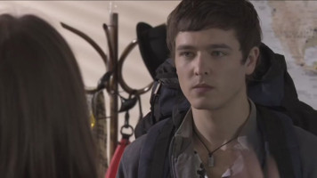 Alexander Vlahos photo #