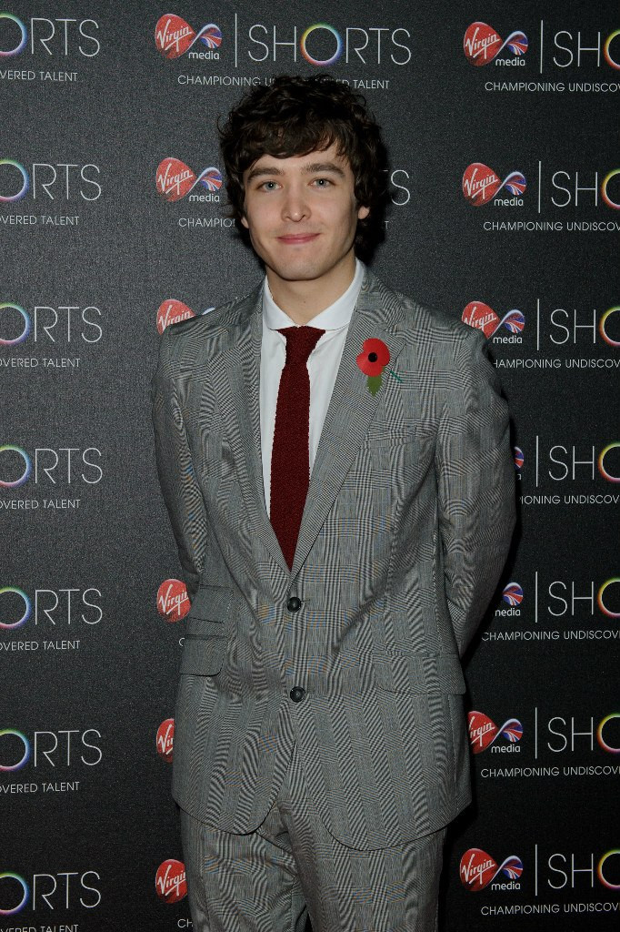 Alexander Vlahos: pic #620702