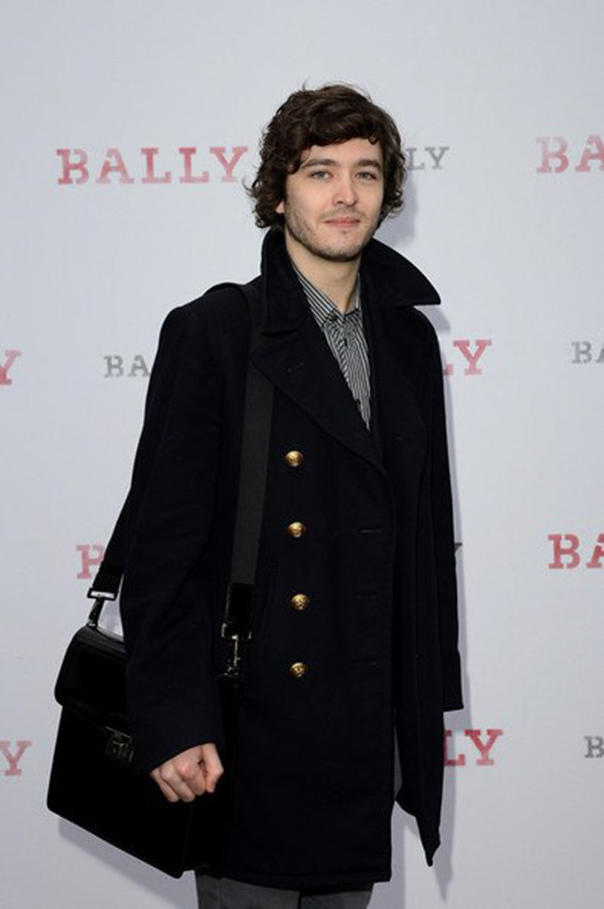 Alexander Vlahos: pic #663281