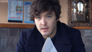 Alexander Vlahos photo #