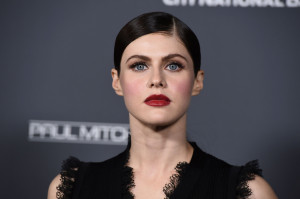 Alexandra Daddario photo #